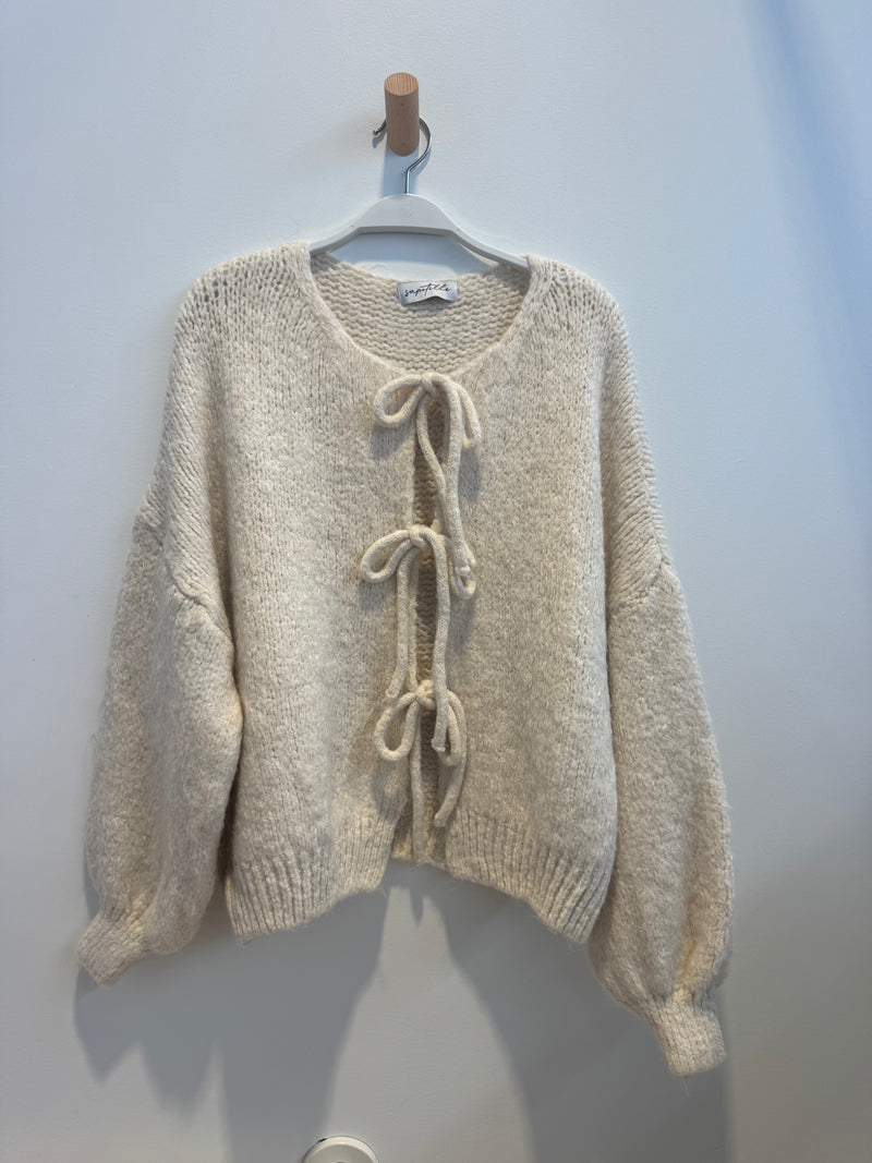 Valence sweater