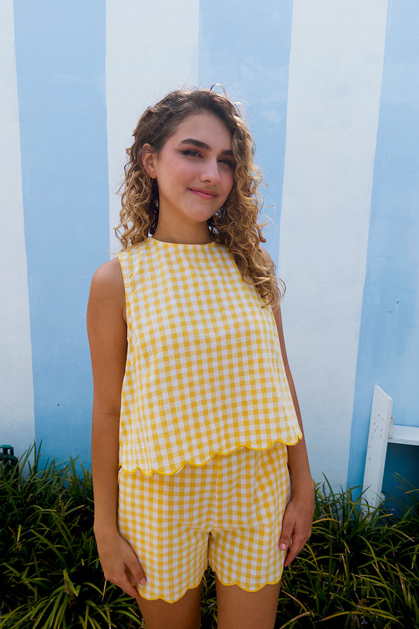 Daisy top