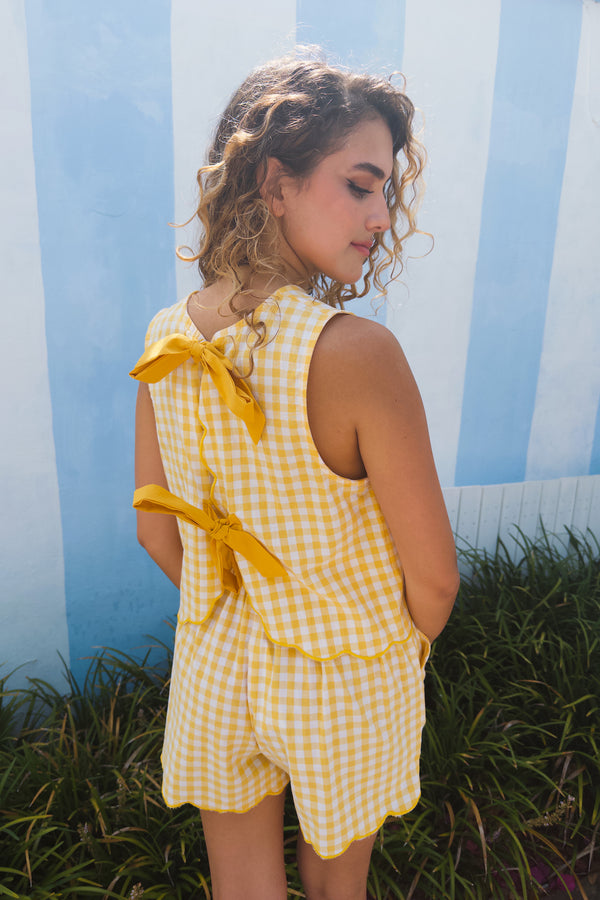 Daisy top